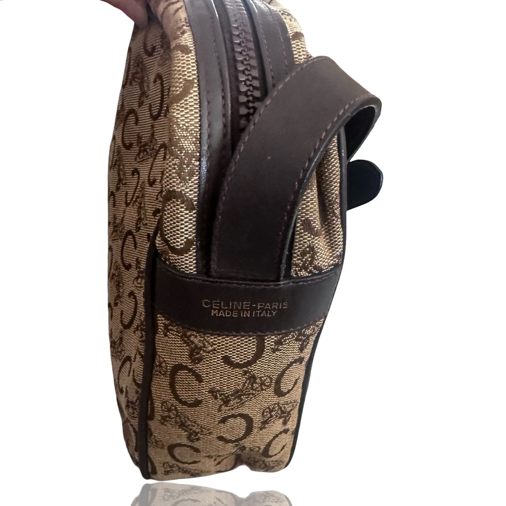 Celine C Sulky Vintage shoulder bag in beige canvas with brown leather trim. - Picture 7 of 12